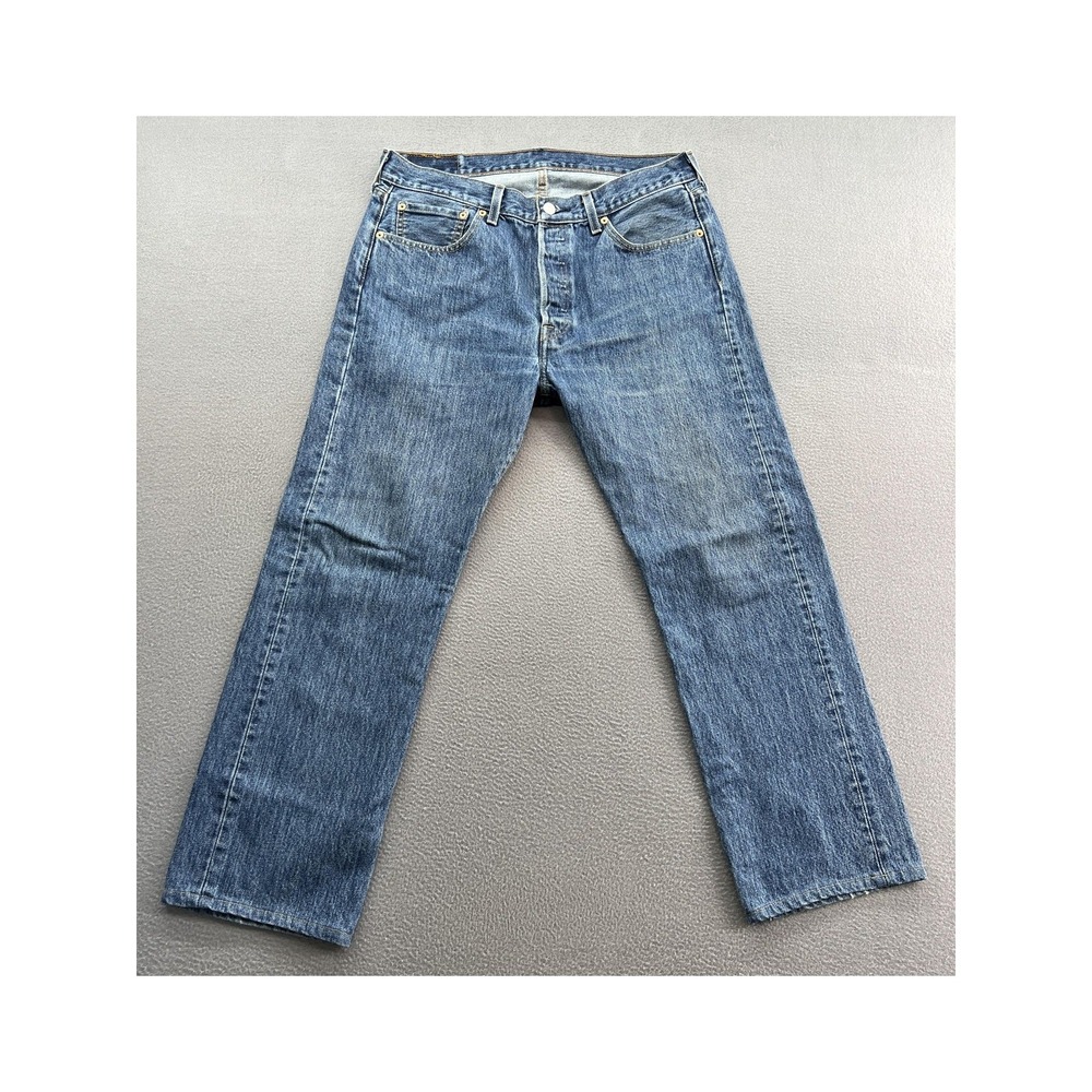 Levis 501 Original Fit Jeans Mens 33x30 Medium Wash Blue Button Fly 00501-0194